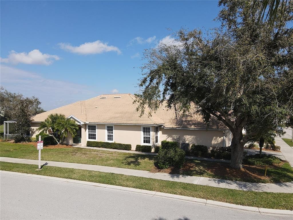 4665 Whispering Oaks Dr North Port, FL 34287 - Thumbnail 4