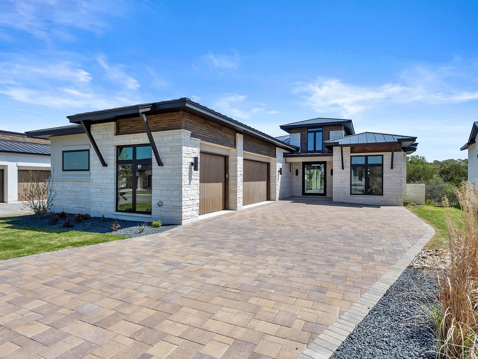 206 Azalea Loop Horseshoe Bay, TX 78657 - Thumbnail 4