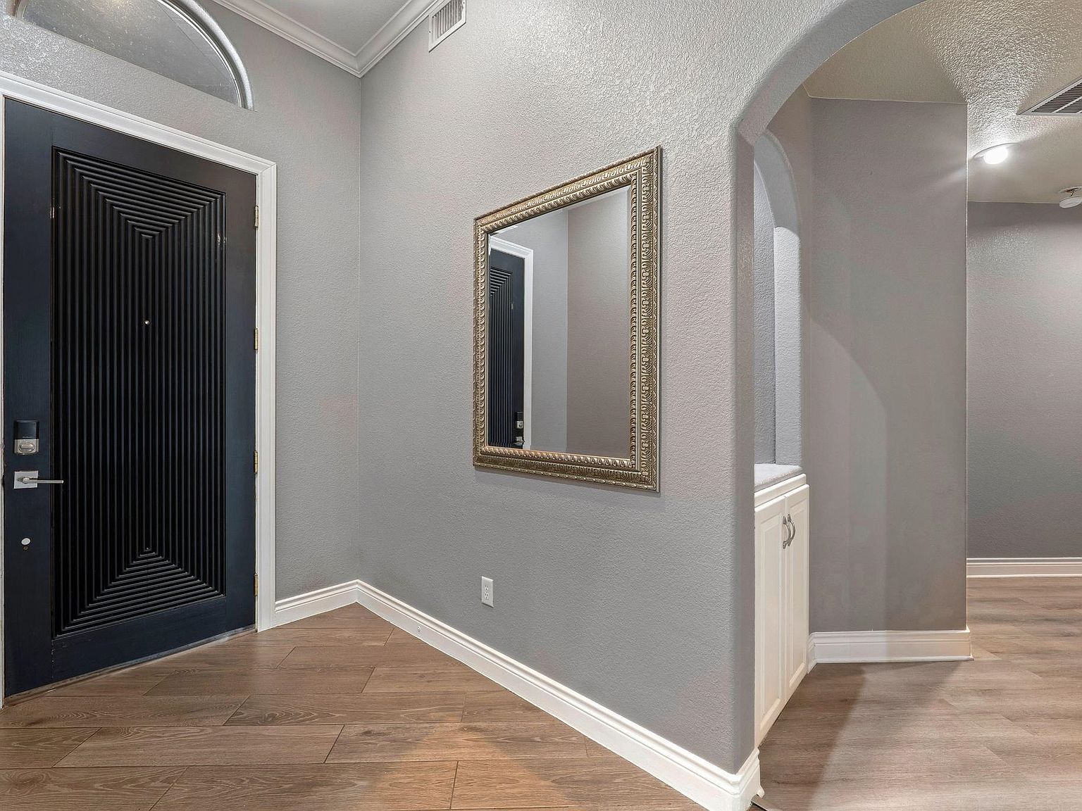 317 Short Circuit Horseshoe Bay, TX 78657 - Thumbnail 4