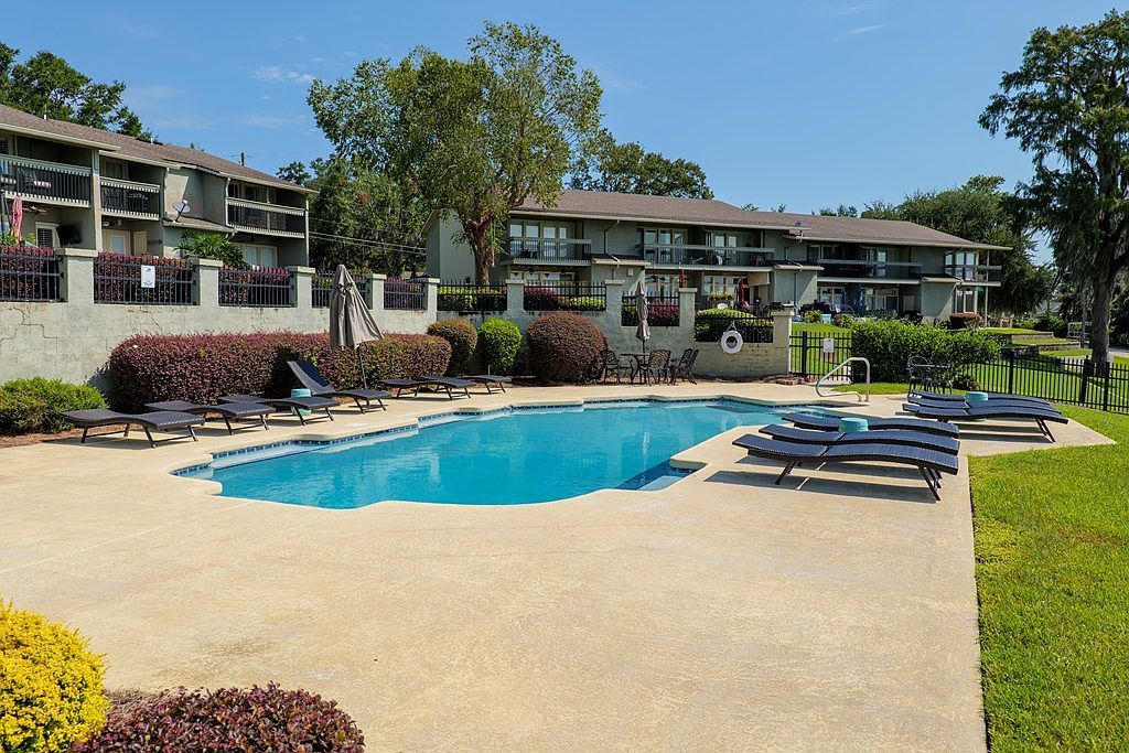 5819 De Osta Dr #C Lake Park, GA 31636 - Thumbnail 4