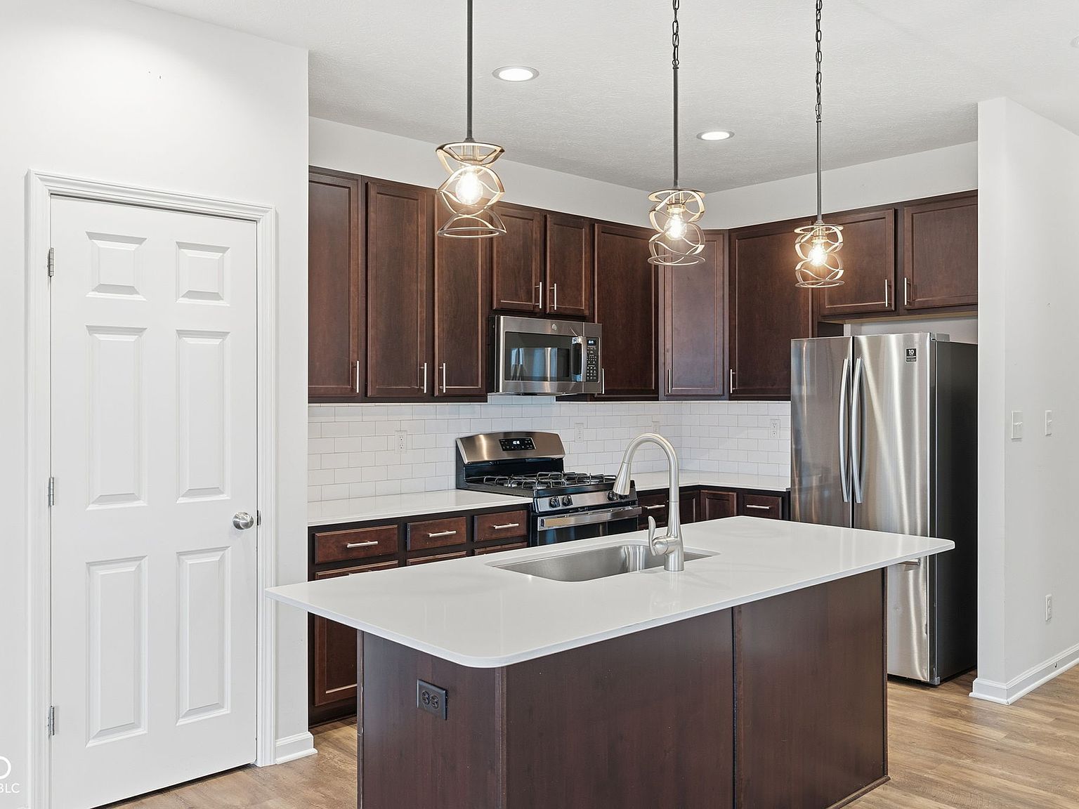 4298 Red Barn Dr Whitestown, IN 46075 - Thumbnail 4