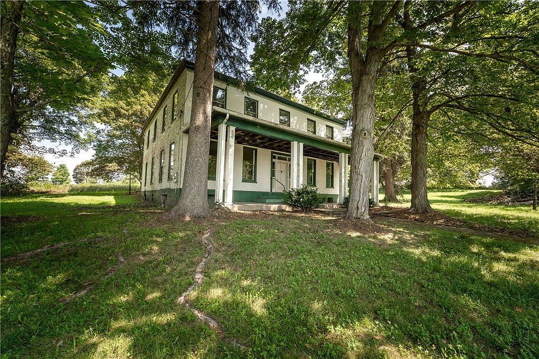 280 Main St Addison, PA 15411 - Thumbnail 4