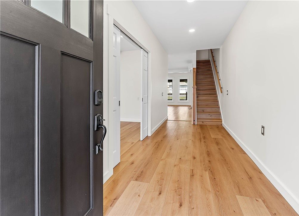 44 Maurice St Uniontown, PA 15401 - Thumbnail 4