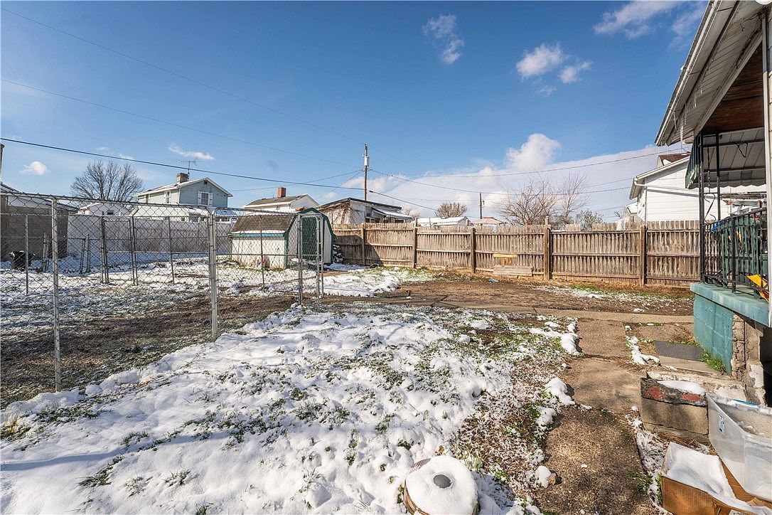 421 2nd St Brownsville, PA 15417 - Thumbnail 4
