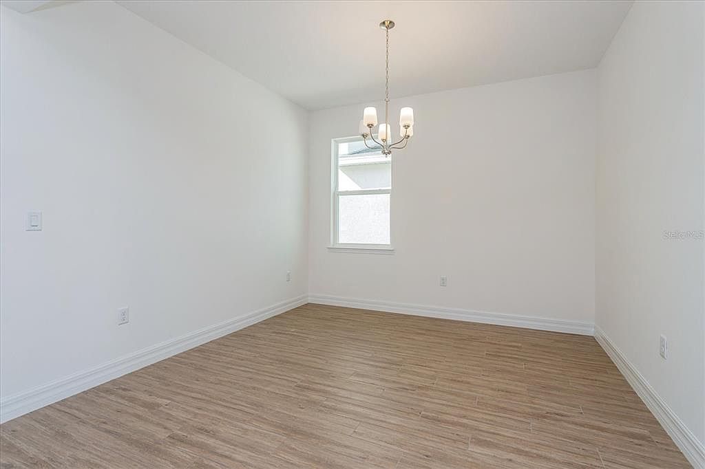 760 Sunshower Dr Lady Lake, FL 32159 - Thumbnail 4