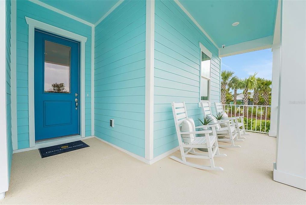 1005 Fiesta Key Cir Lady Lake, FL 32159 - Thumbnail 4