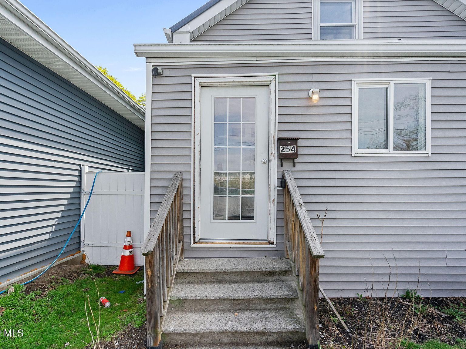 254 3rd Ave Troy, NY 12182 - Thumbnail 4