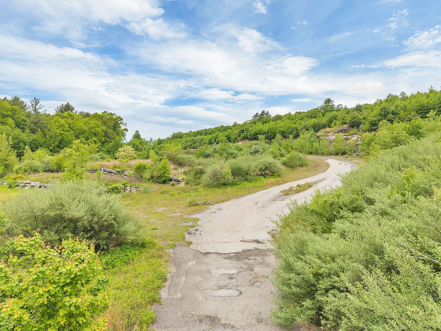 10 Riverside Dr Baltic, CT 06330 - Thumbnail 4