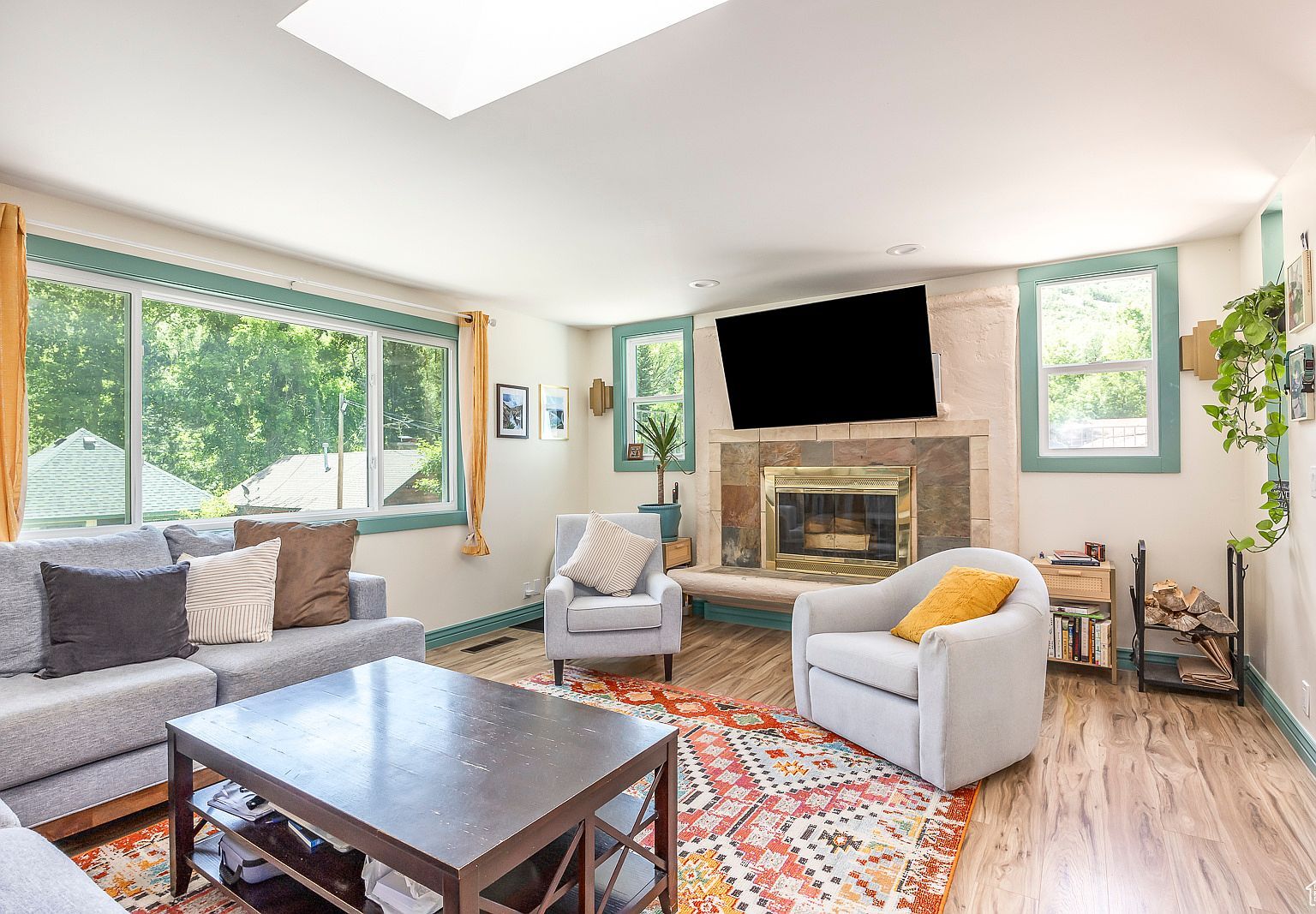 32 S Smokey Ln Salt Lake City, UT 84108 - Thumbnail 4