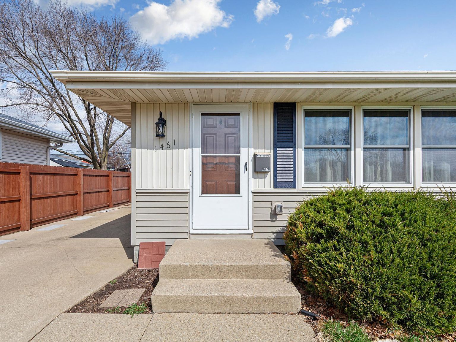 1461 Cascade St NW Rochester, MN 55901 - Thumbnail 4