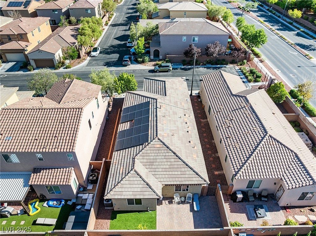 10664 Mount Jefferson Ave Las Vegas, NV 89166 - Thumbnail 4