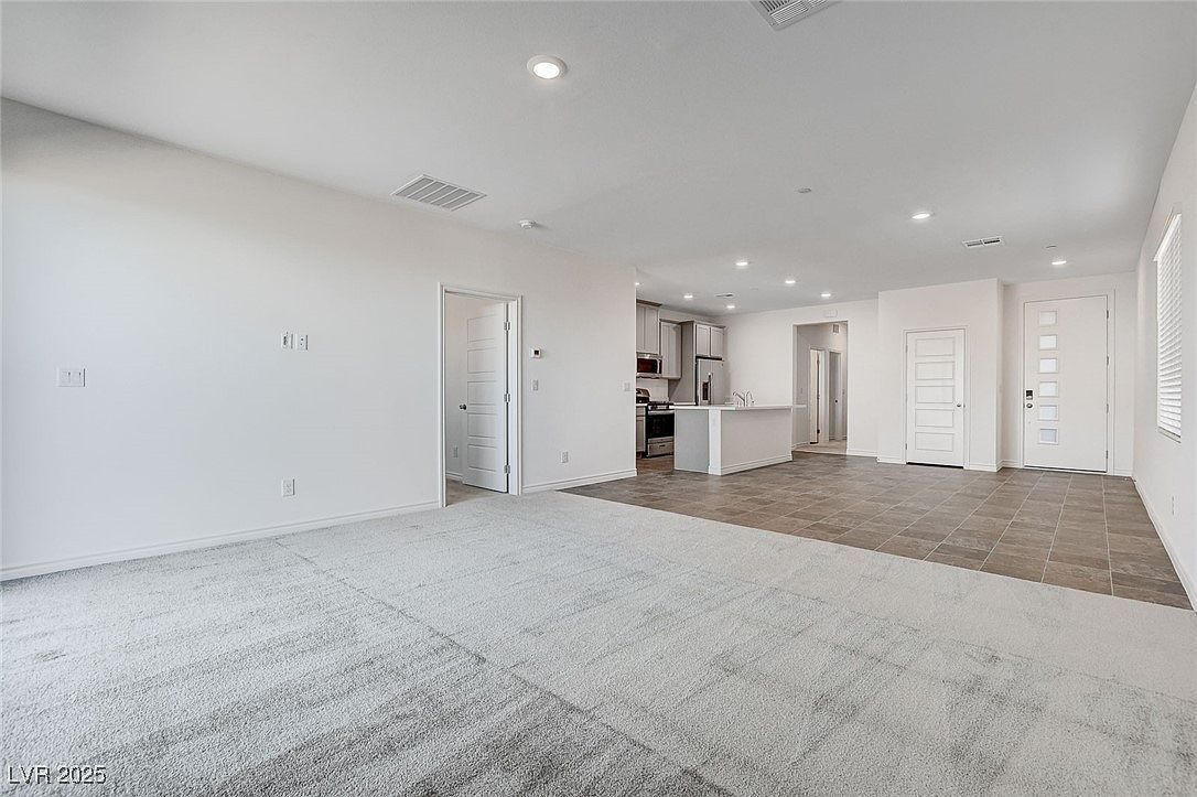 296 Fossil Falls St Henderson, NV 89015 - Thumbnail 4