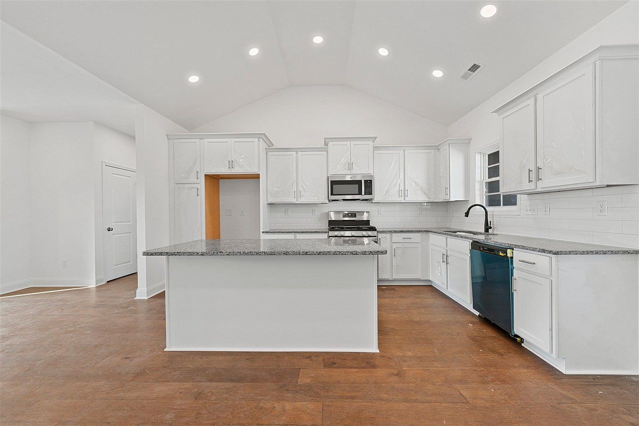 754 Denver Ln LOT 108 Bowling Green, KY 42103 - Thumbnail 4