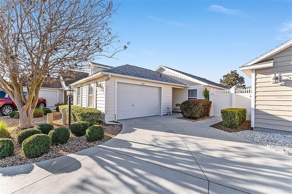 1131 Southern Sun Dr The Villages, FL 32162 - Thumbnail 4
