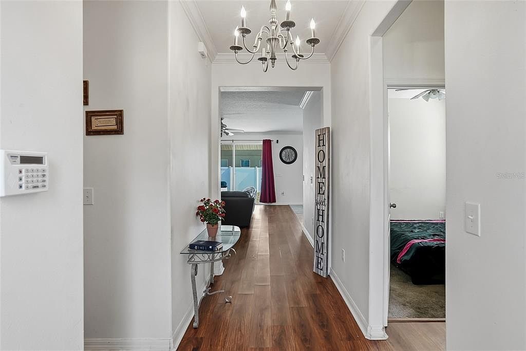 2444 Dakota Rock Dr Ruskin, FL 33570 - Thumbnail 4