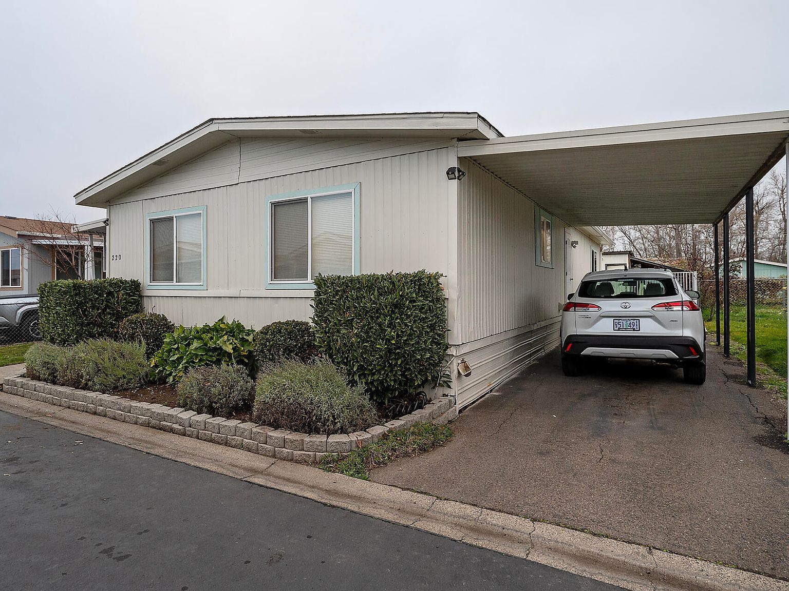 3555 S Pacific Hwy SPACE 220 Medford, OR 97501 - Thumbnail 4