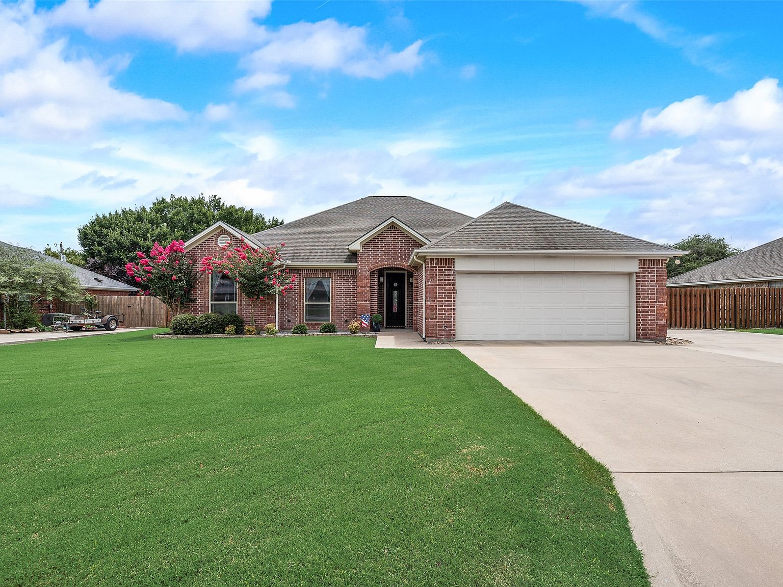 122 2nd St Lindsay, TX 76250 - Thumbnail 4