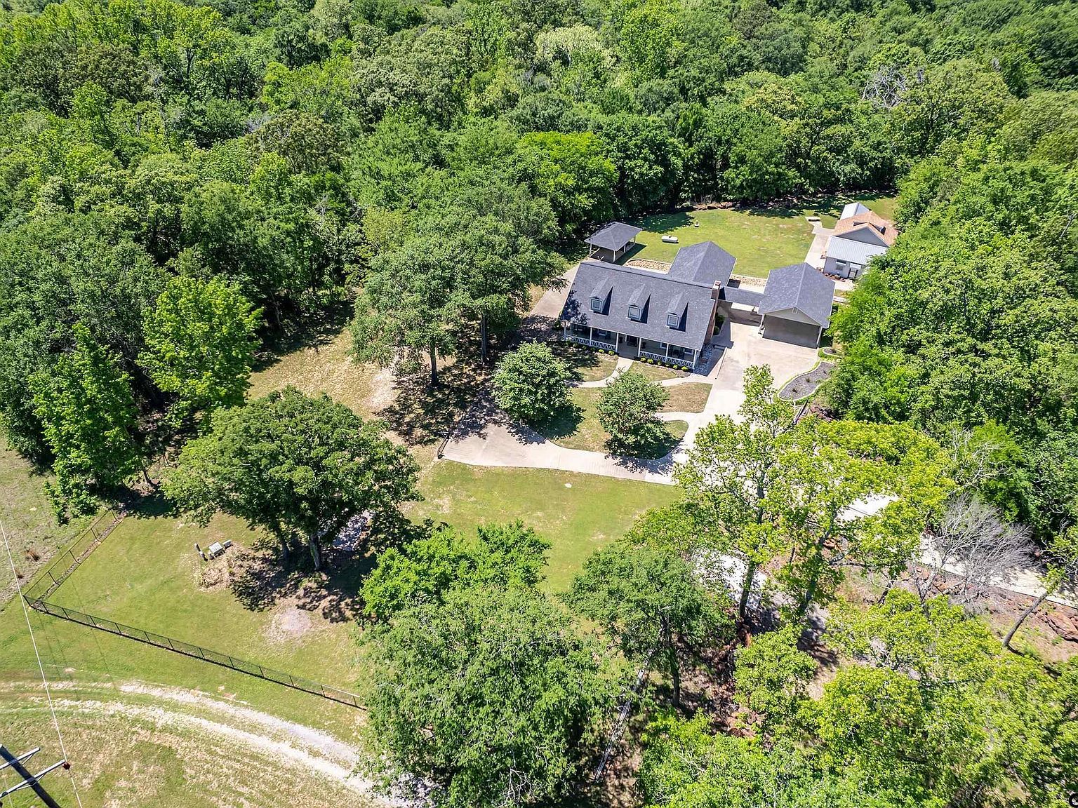 975 County Road 2954 Alba, TX 75410 - Thumbnail 4