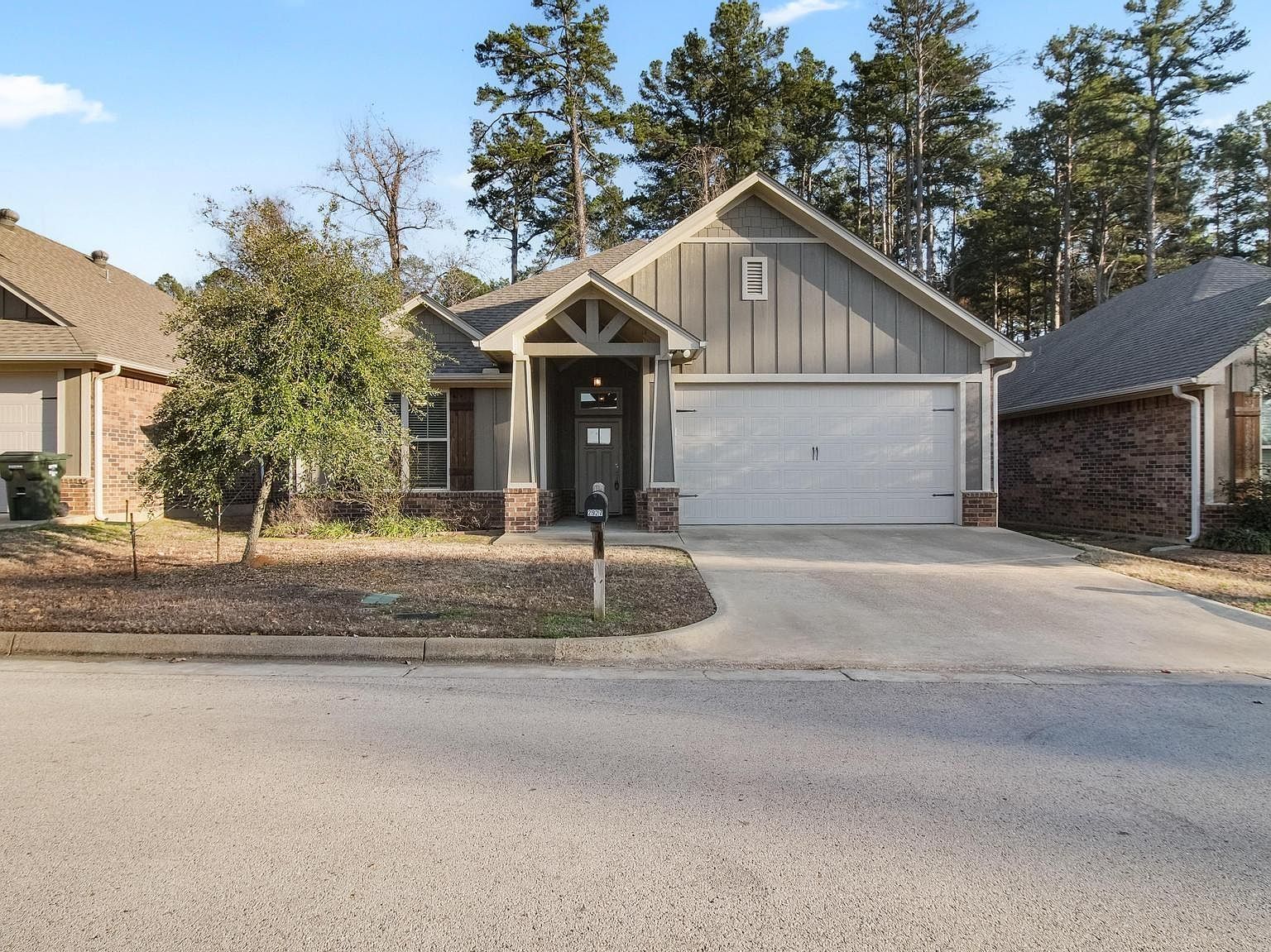 2927 Meadow Brook Trl Tyler, TX 75701 - Thumbnail 4