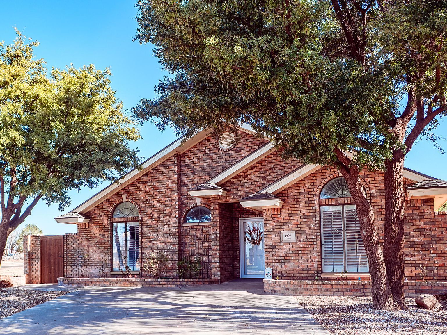101 Fannin Ave Levelland, TX 79336 - Thumbnail 4