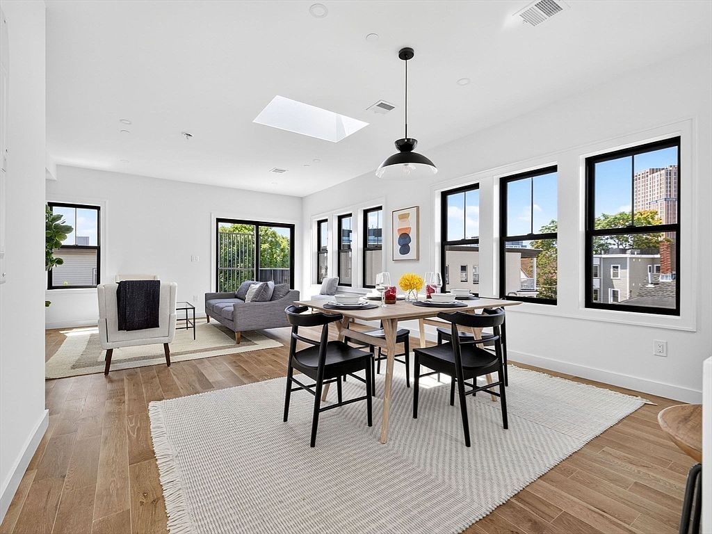 192 Washington St #C Somerville, MA 02143 - Thumbnail 4