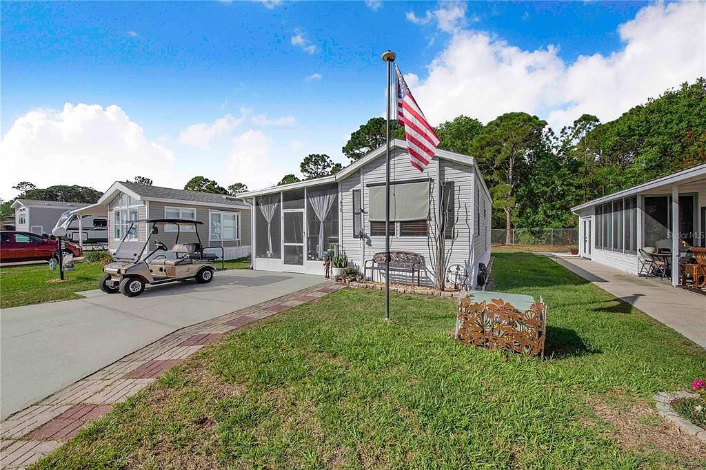 475 Pine Loop Frostproof, FL 33843 - Thumbnail 4