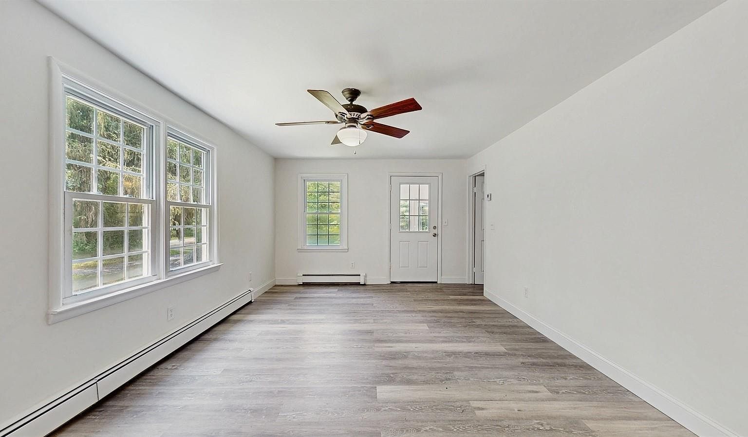 37 Shady Creek Rd Pleasant Valley, NY 12569 - Thumbnail 4