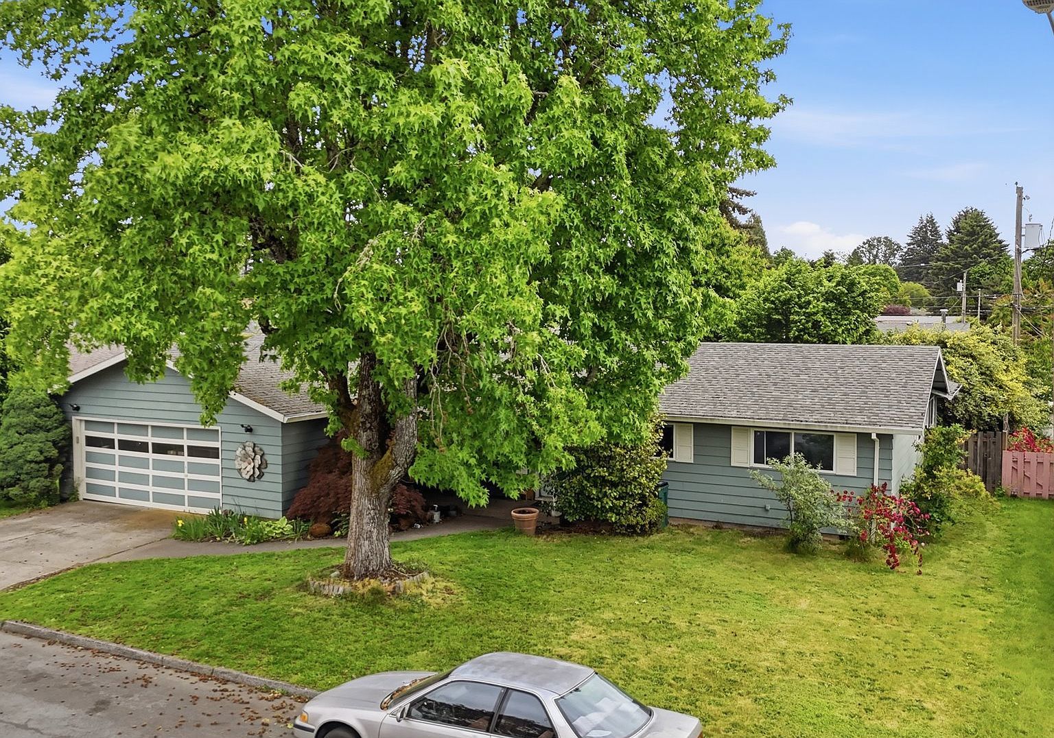 1605 Juniper St Forest Grove, OR 97116 - Thumbnail 4