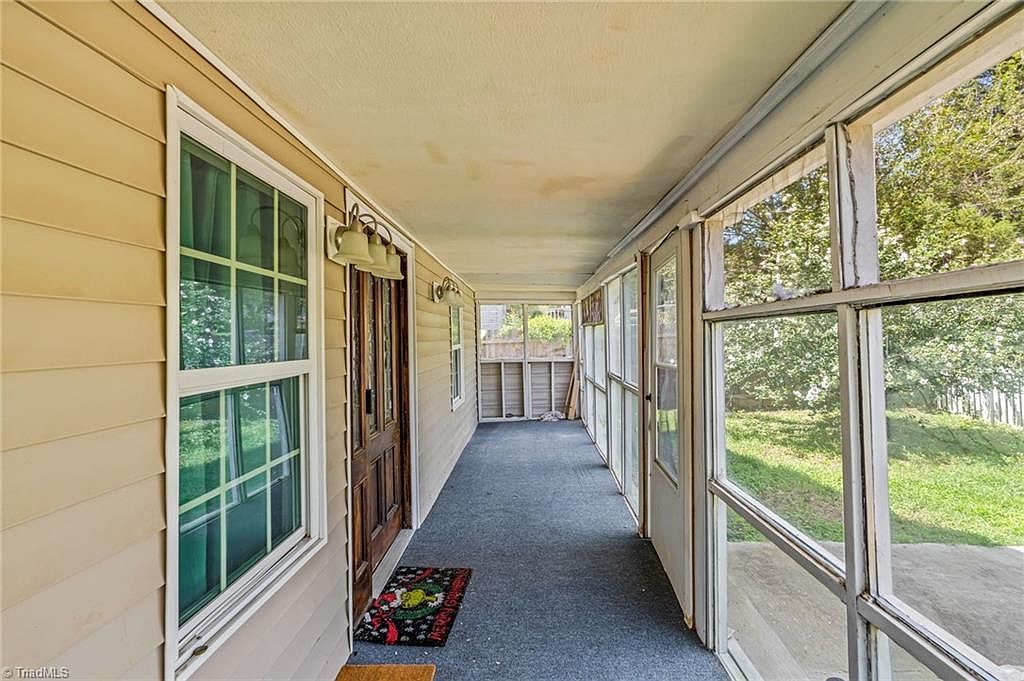 638 McCreary St Winston Salem, NC 27105 - Thumbnail 4
