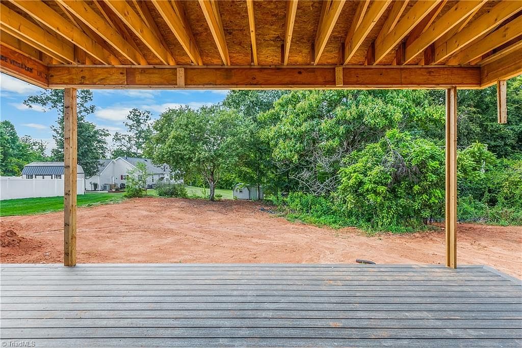 130 S Madera Dr Mocksville, NC 27028 - Thumbnail 4