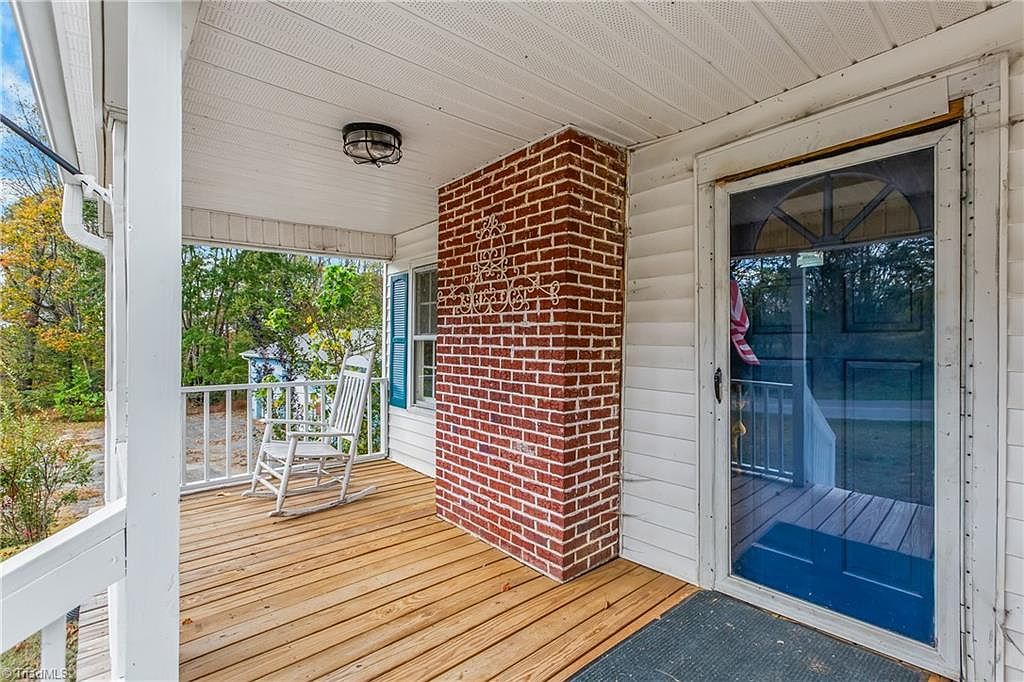 2226/2234 Highway 268 E Pilot Mountain, NC 27041 - Thumbnail 4