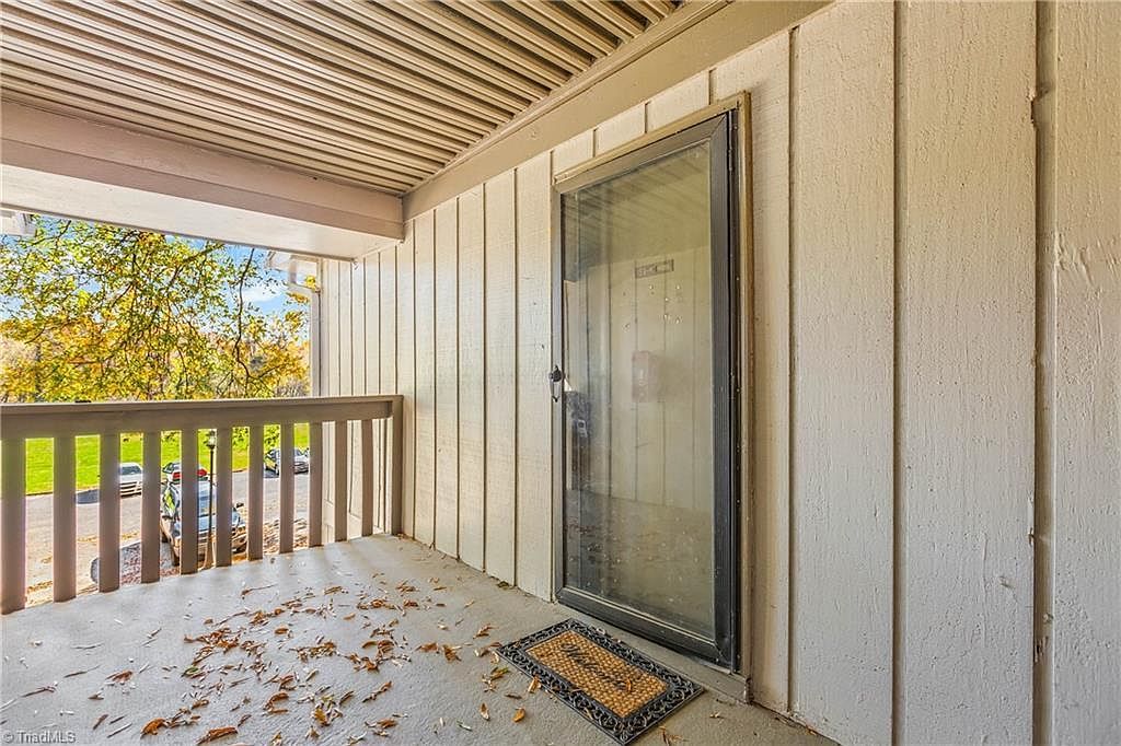2200 Sunderland Rd APT 139K Winston Salem, NC 27103 - Thumbnail 4