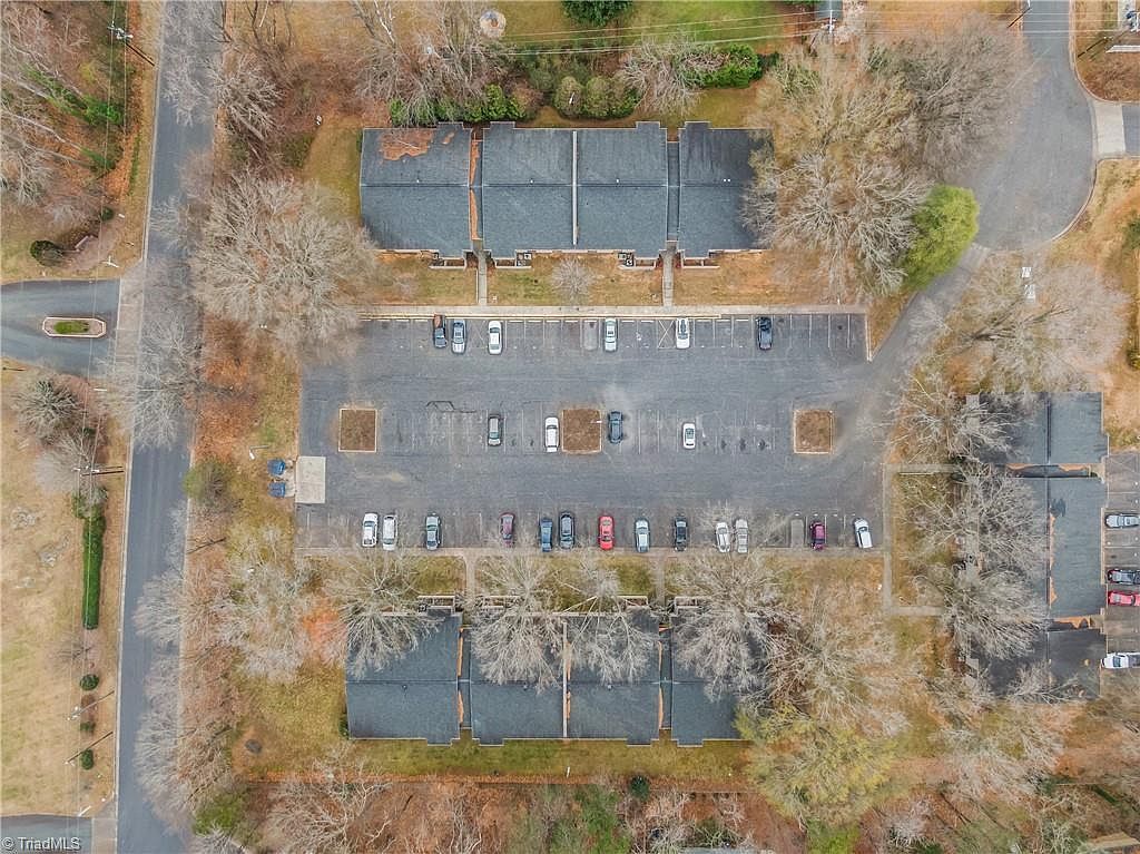 2250 Sunderland Rd APT 29B Winston Salem, NC 27103 - Thumbnail 4