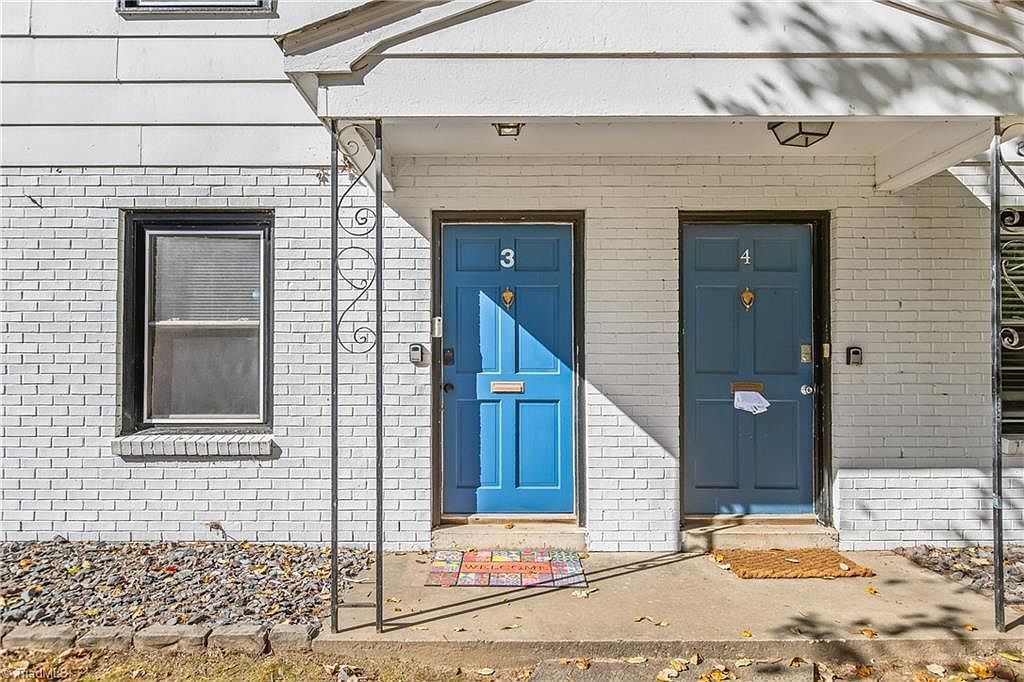 338 Crafton St APT 3 Winston Salem, NC 27103 - Thumbnail 4