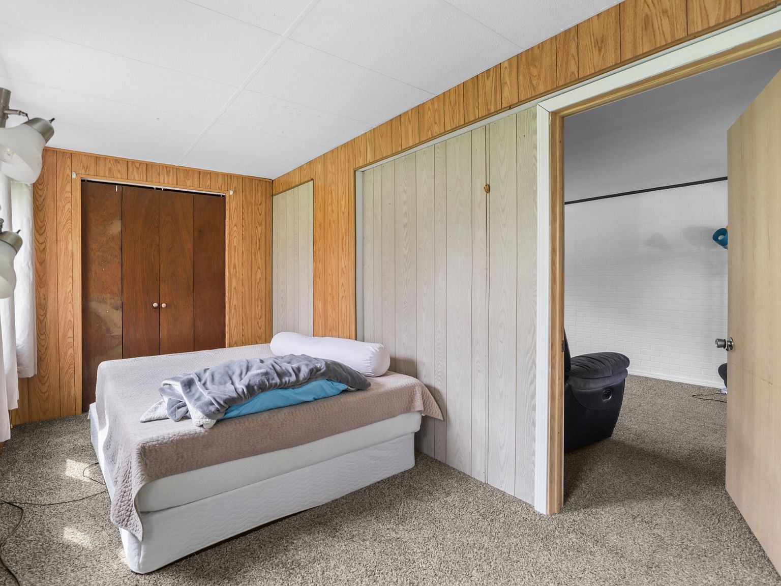 205 Cox Blvd Lansing, MI 48910 - Thumbnail 4