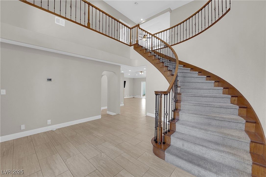 2595 Aviv Ct Las Vegas, NV 89121 - Thumbnail 4