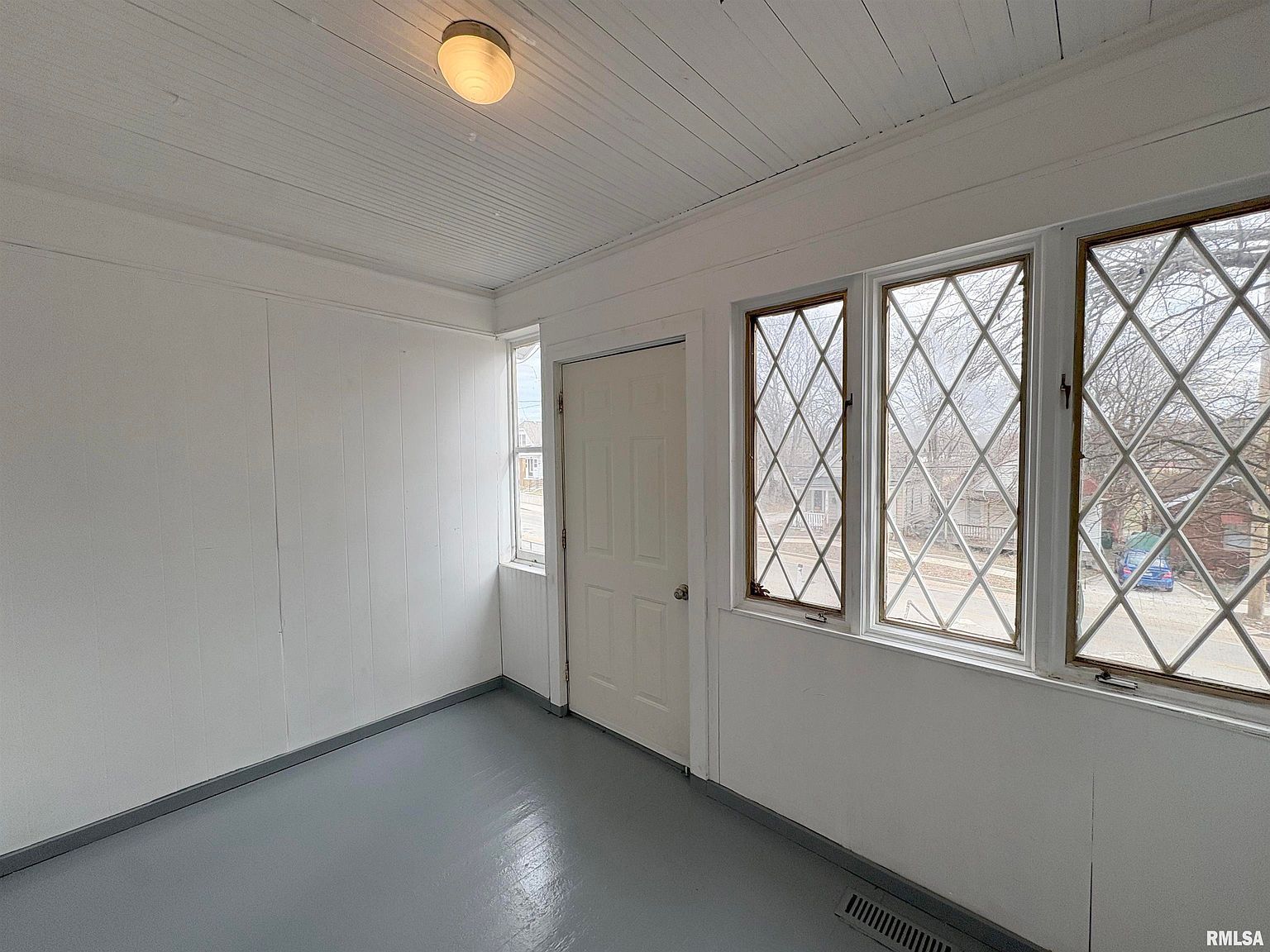 1815 N Sheridan Rd Peoria, IL 61604 - Thumbnail 4