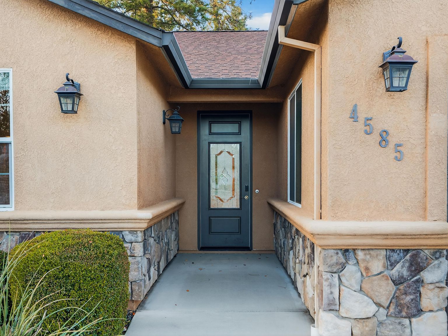 4585 Risstay Way Shasta Lake, CA 96019 - Thumbnail 4