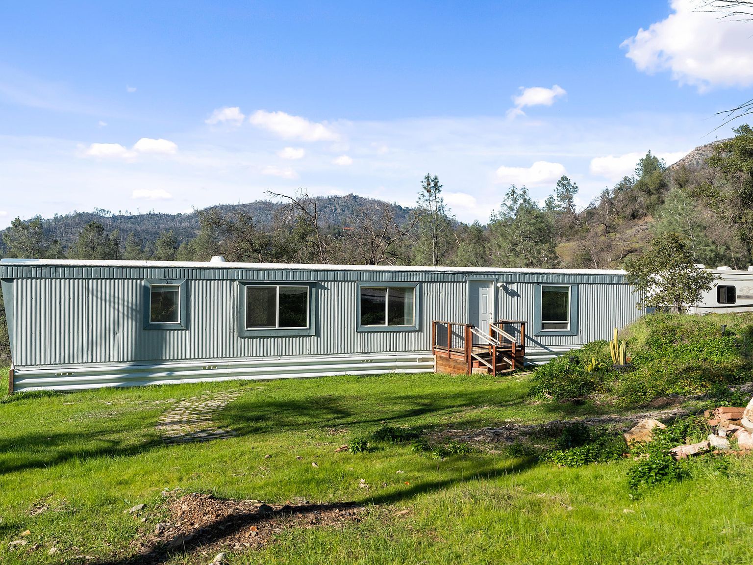 21484 Driftwood Trl Redding, CA 96003 - Thumbnail 4