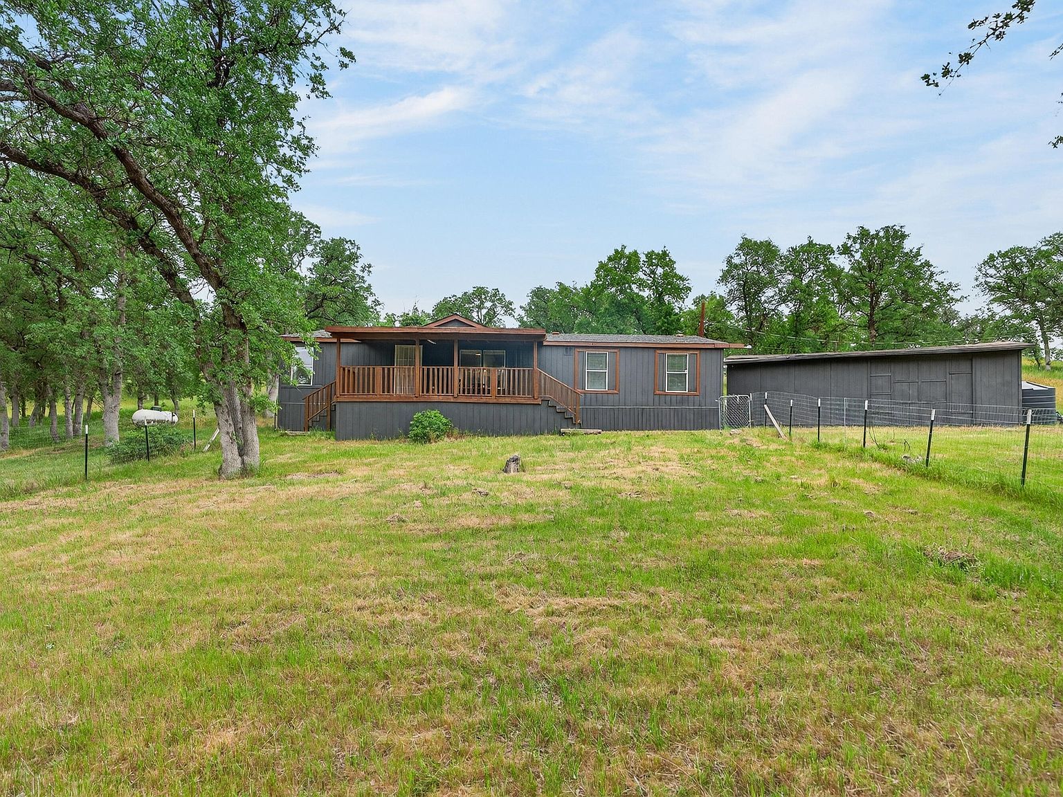 17215 Deacon Ln Cottonwood, CA 96022 - Thumbnail 4