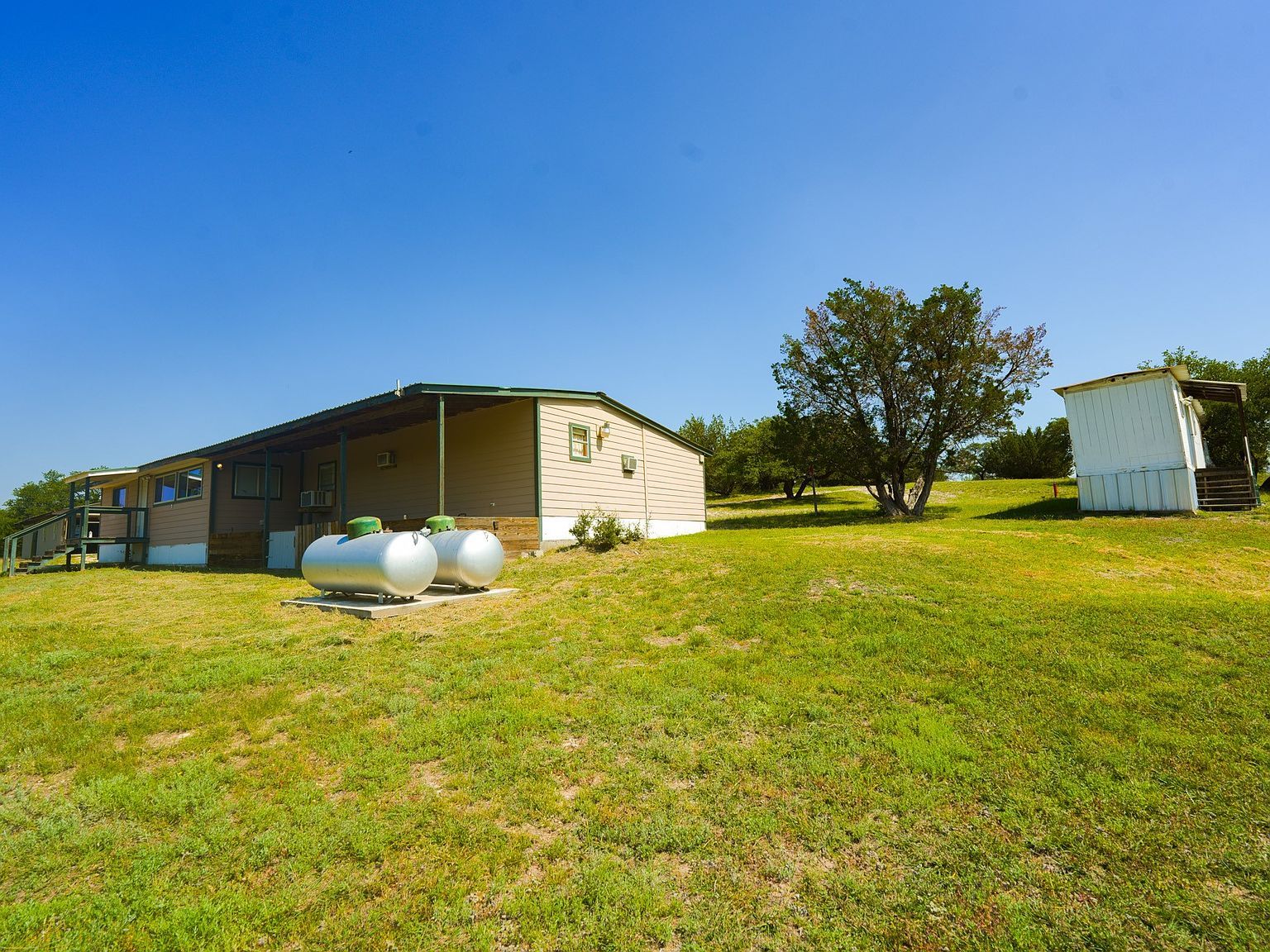 710 Whispering Oaks Ln Early, TX 76802 - Thumbnail 4