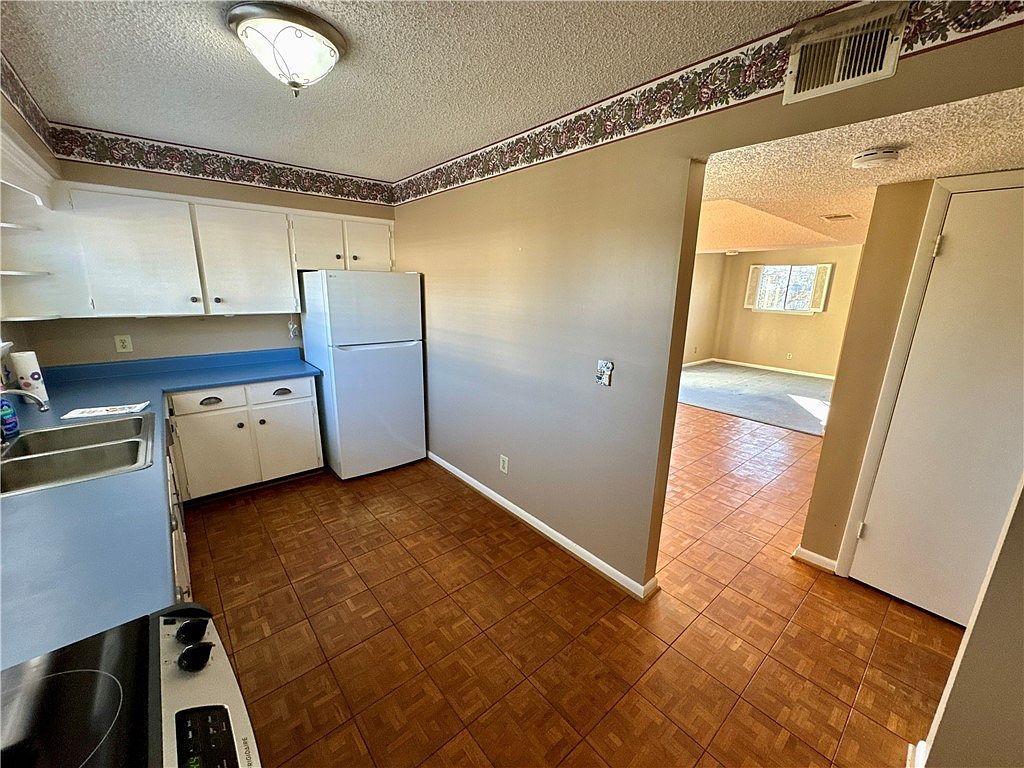 17 Briargate Pl Greenville, SC 29615 - Thumbnail 4