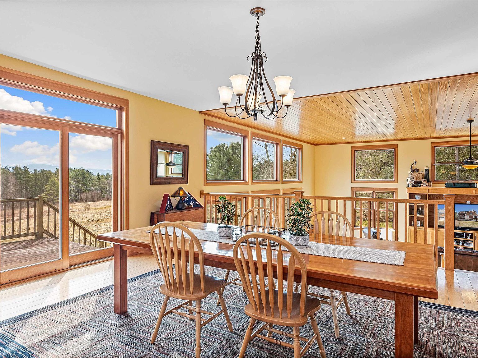 81 Brigham Hill Rd Essex, VT 05452 - Thumbnail 4