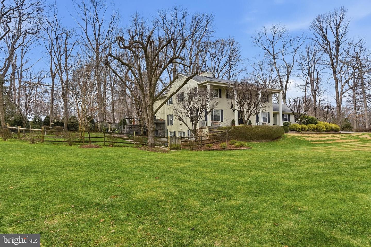 304 Chesapeake Dr Great Falls, VA 22066 - Thumbnail 4