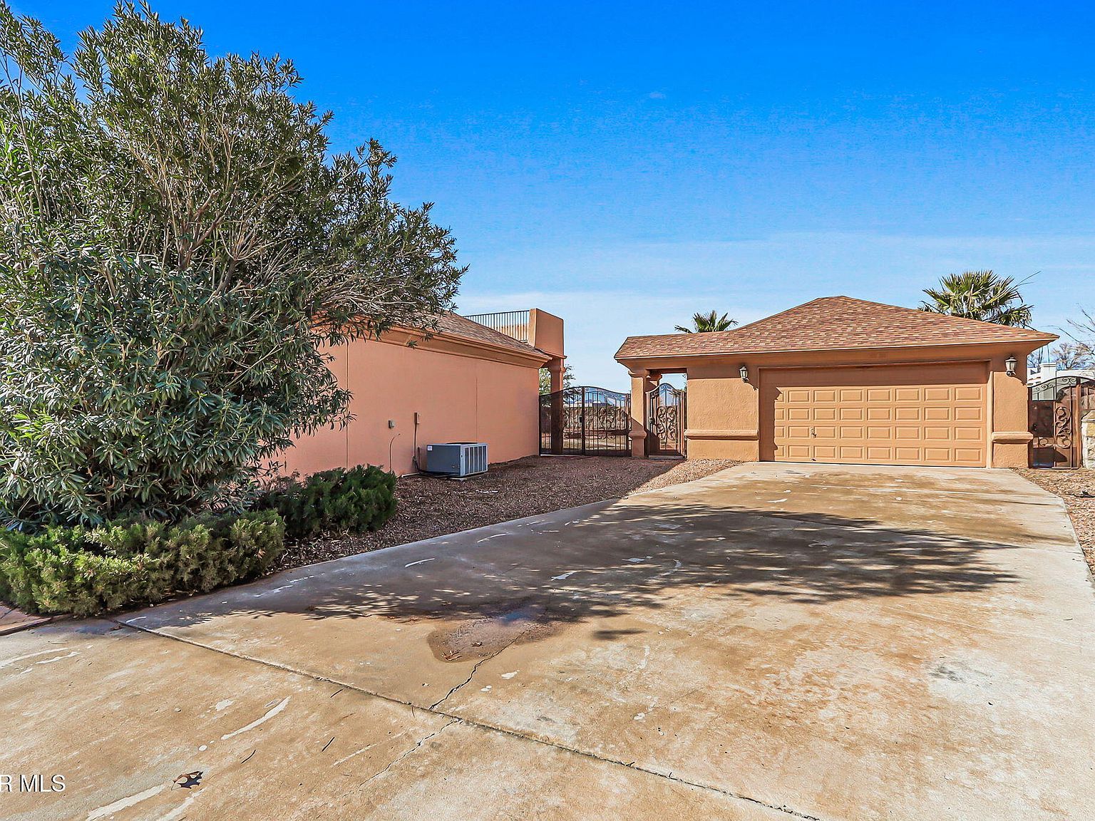 12921 Fire Fighter Dr El Paso, TX 79938 - Thumbnail 4