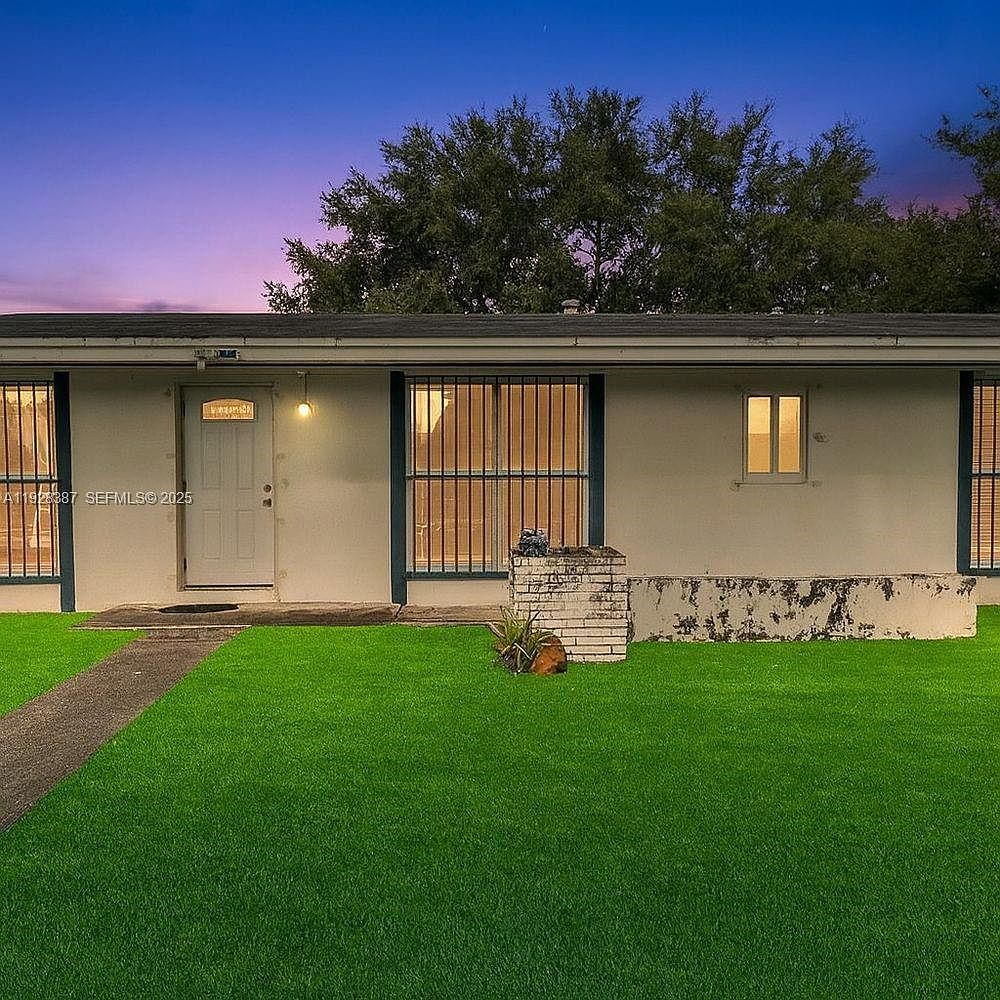 3981 NW 201st St Miami Gardens, FL 33055 - Thumbnail 4