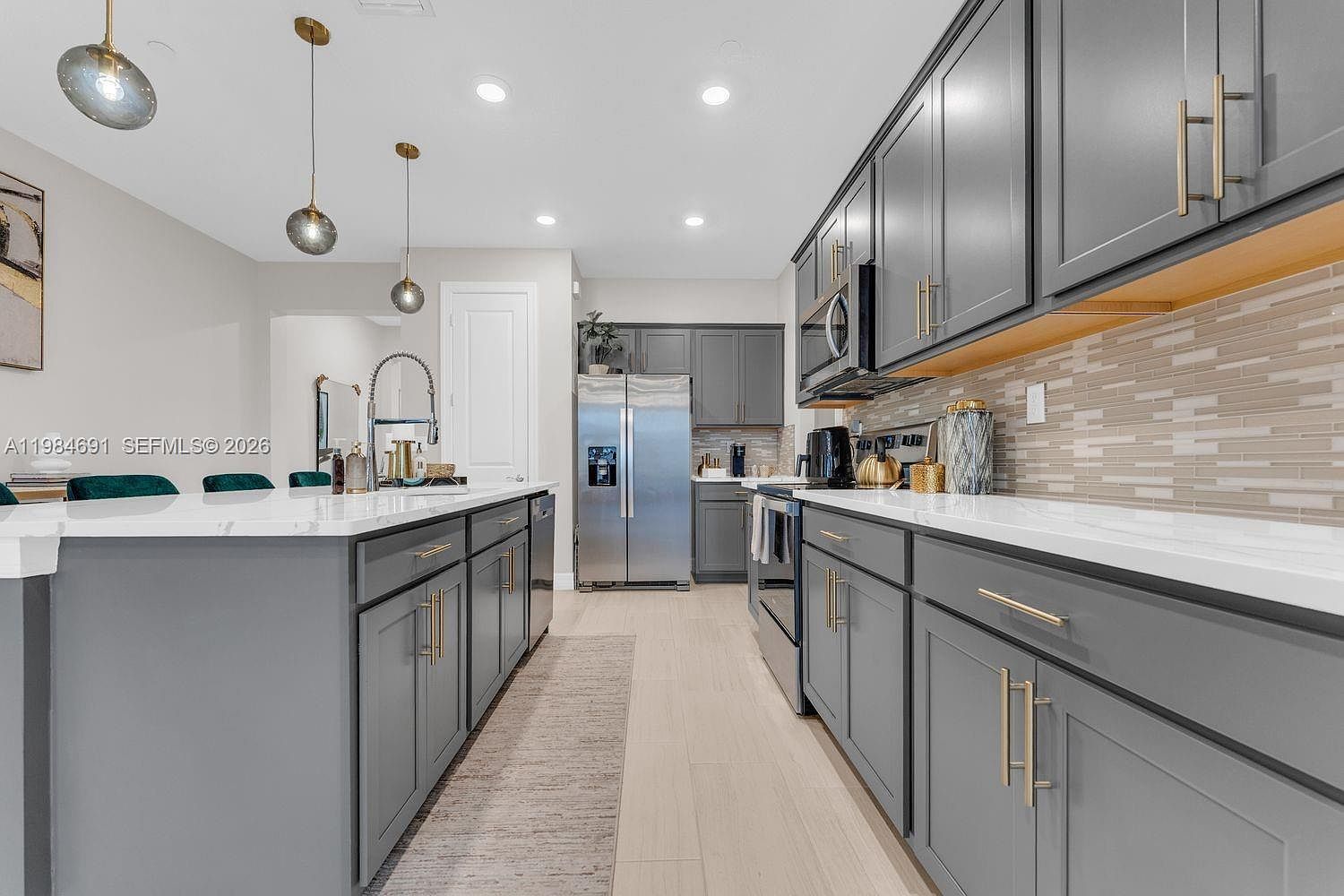 8351 NW 7th Ct Fort Lauderdale, FL 33324 - Thumbnail 4