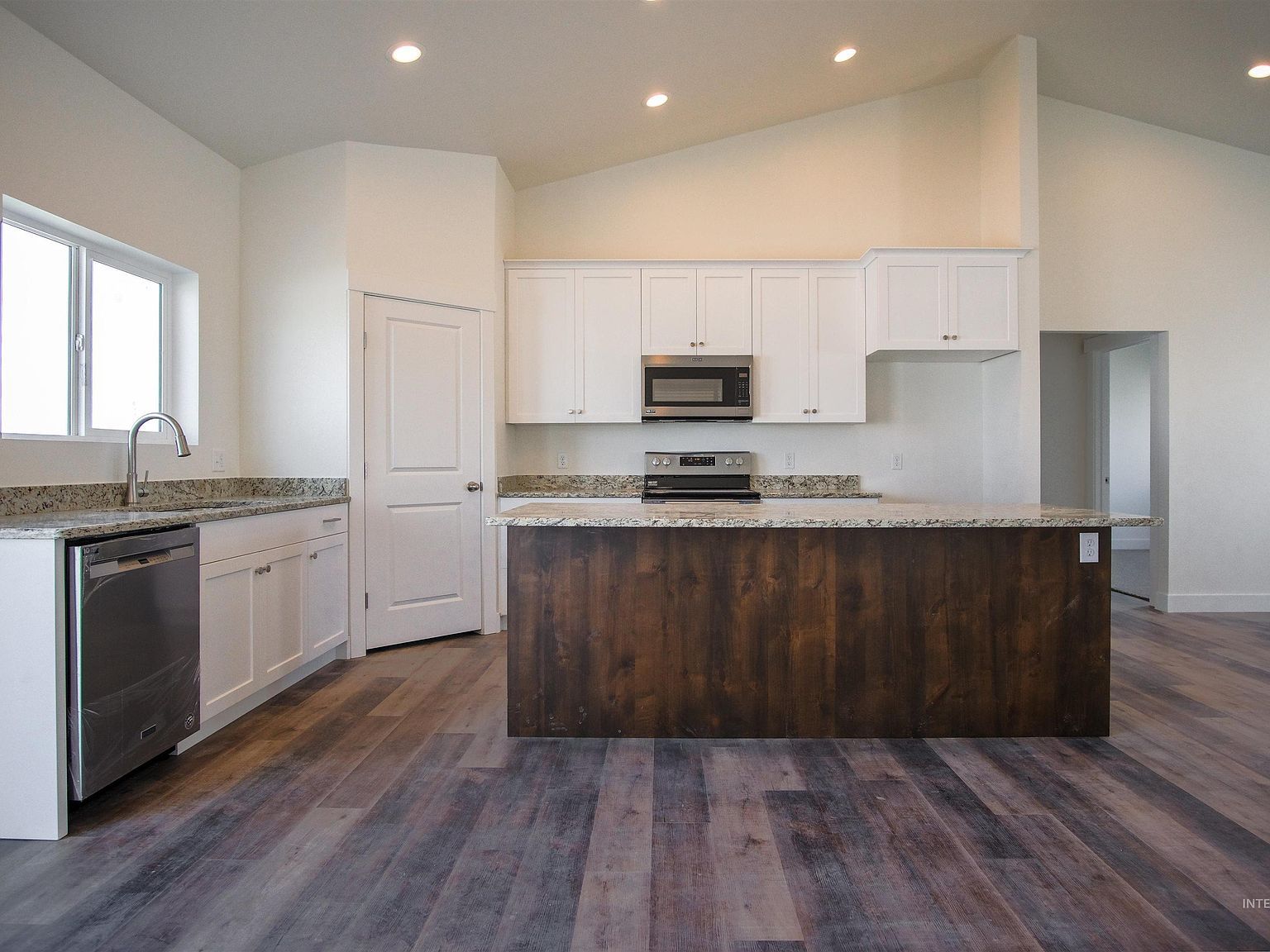 2431 Dorchester Ave Burley, ID 83318 - Thumbnail 4