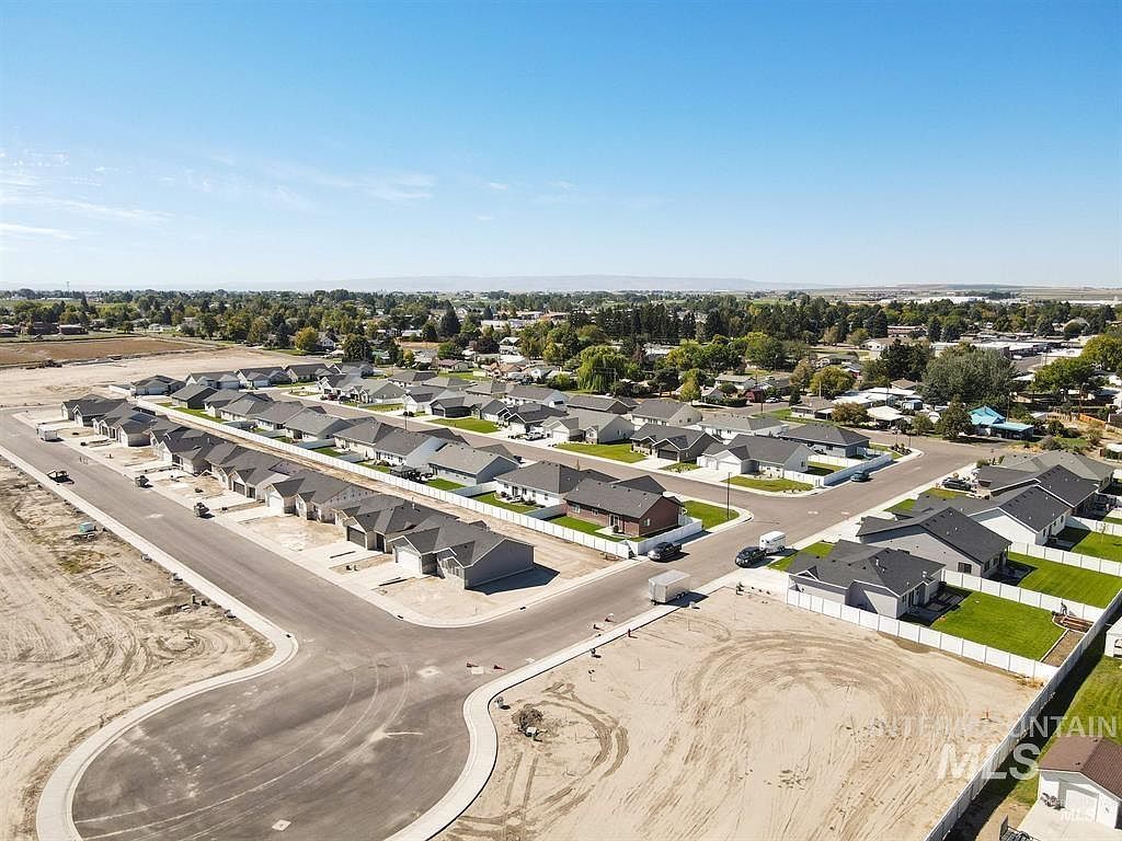 2401 Bristol Ave Burley, ID 83318 - Thumbnail 4