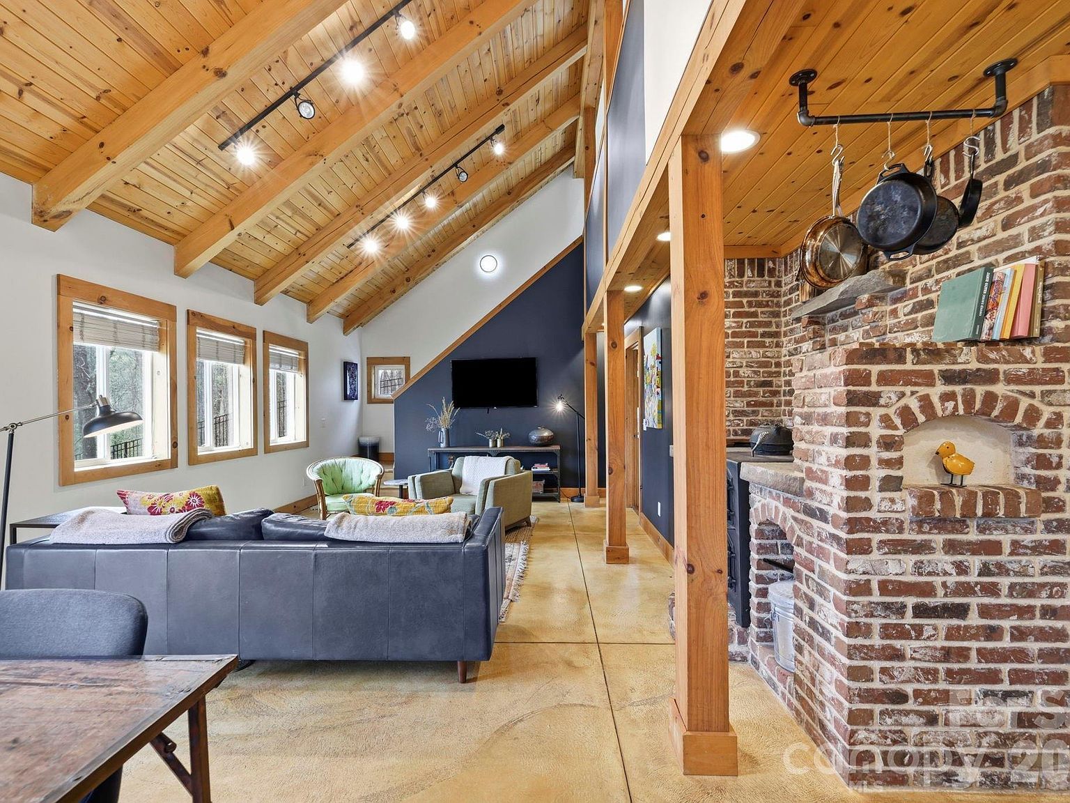 14 Sunny Hollow Ln Fairview, NC 28730 - Thumbnail 4